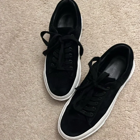 J Slides Black Sneakers 6 - Picture 3 of 3